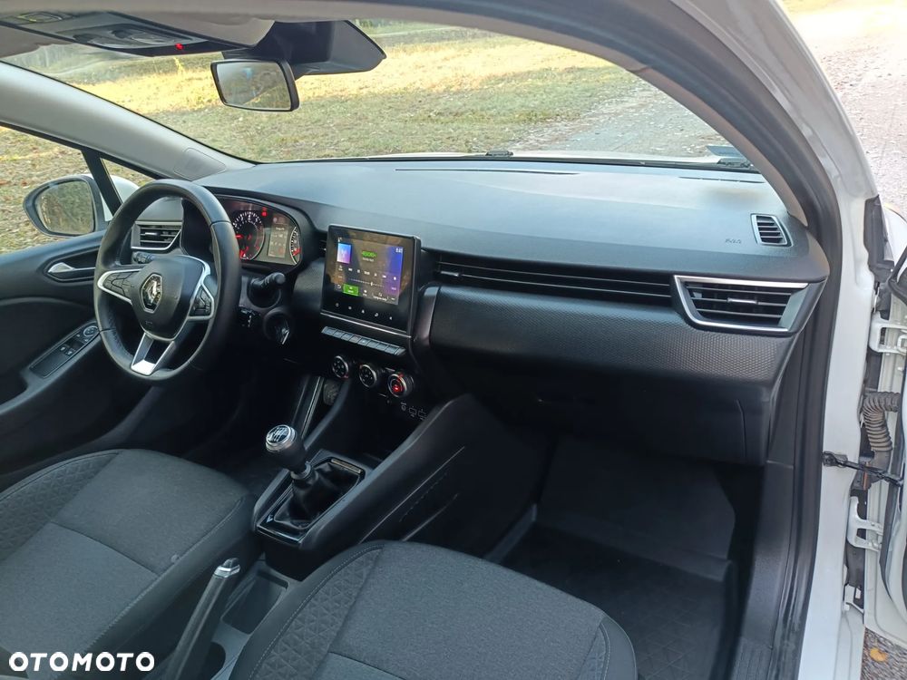 Renault Clio - 12
