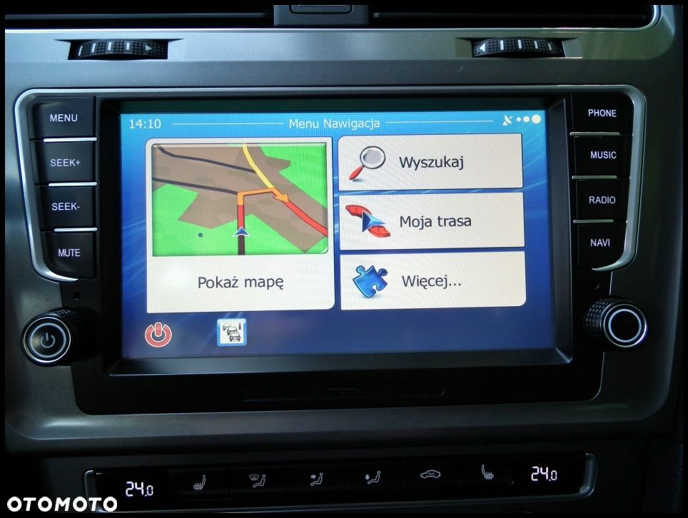 Volkswagen Golf Variant 2.0 TDI BlueMotion Technology Lounge - 25