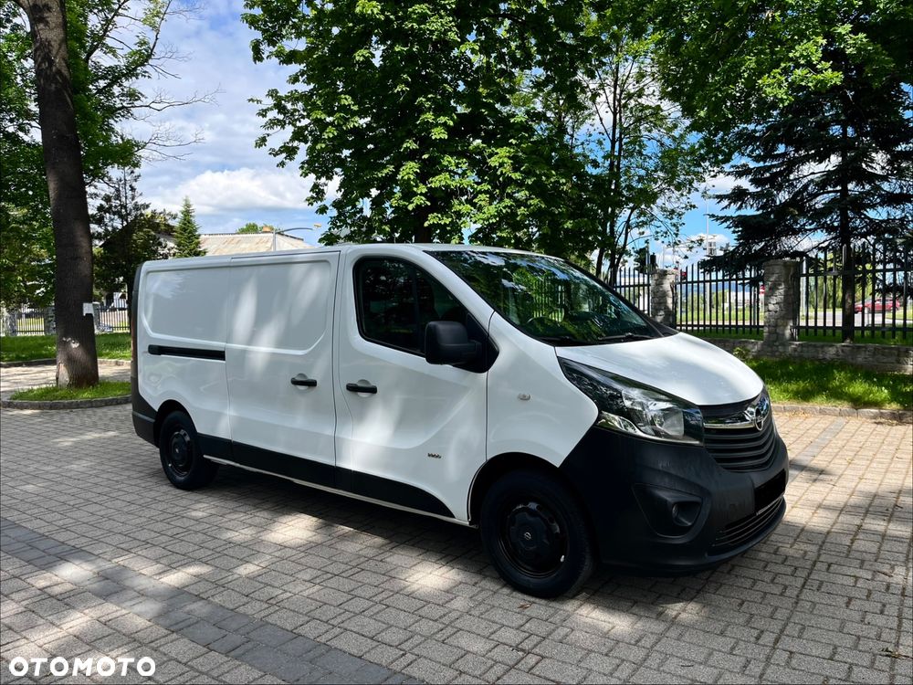Opel Vivaro - 8