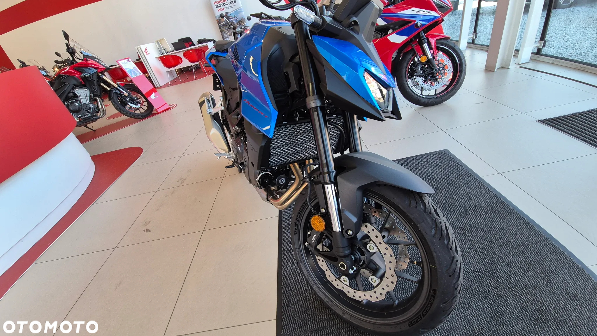 Honda CB - 10