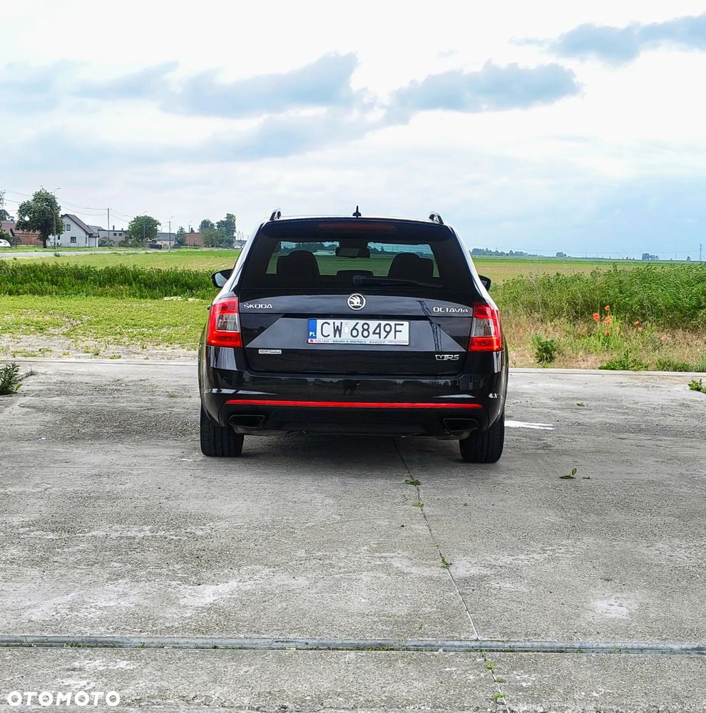 Skoda Octavia 2.0 TSI RS 230 DSG - 25