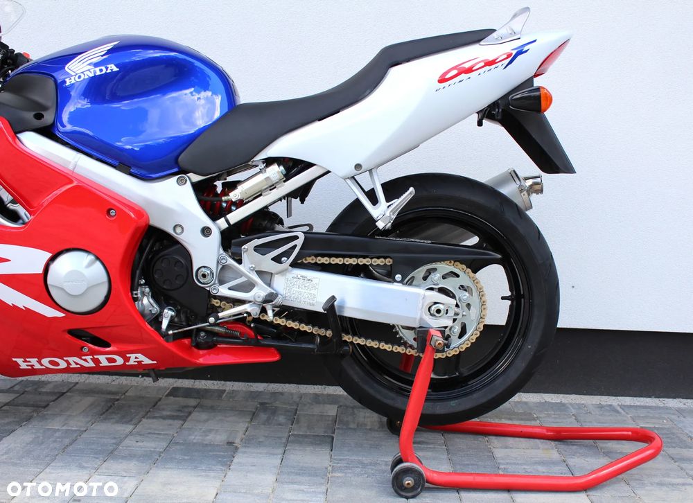 Honda CBR - 9
