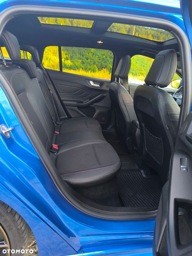 Ford Focus 2.0 TDCi ST-Line Black ASS PowerShift - 16