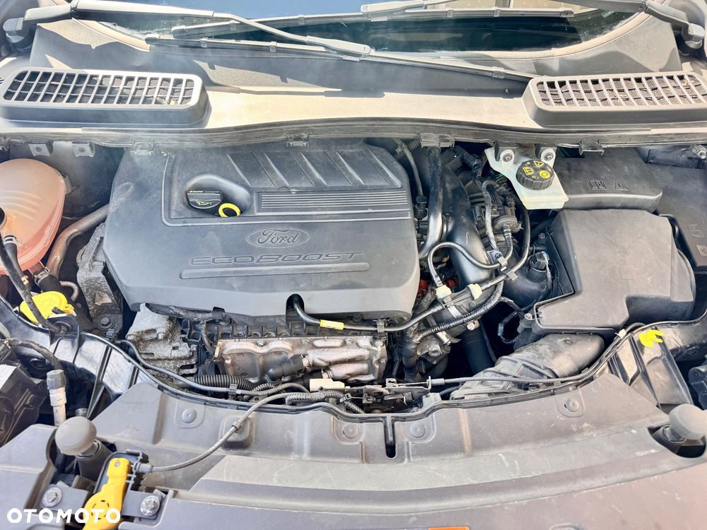 Ford Kuga - 27