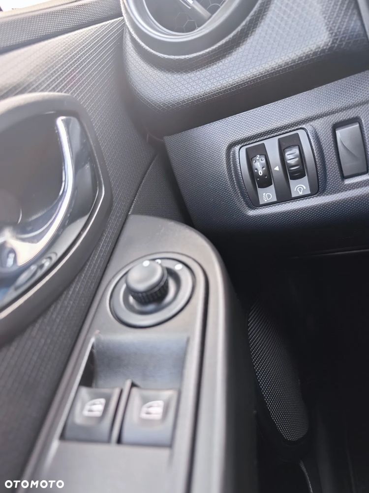 Renault Clio Cargo 1.2 16V 75 Extra - 14