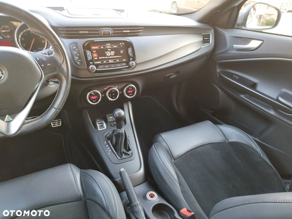 Alfa Romeo Giulietta 1750 TBi QV TCT - 27