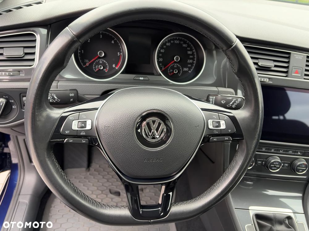 Volkswagen Golf 2.0 TDI BMT Comfortline - 19