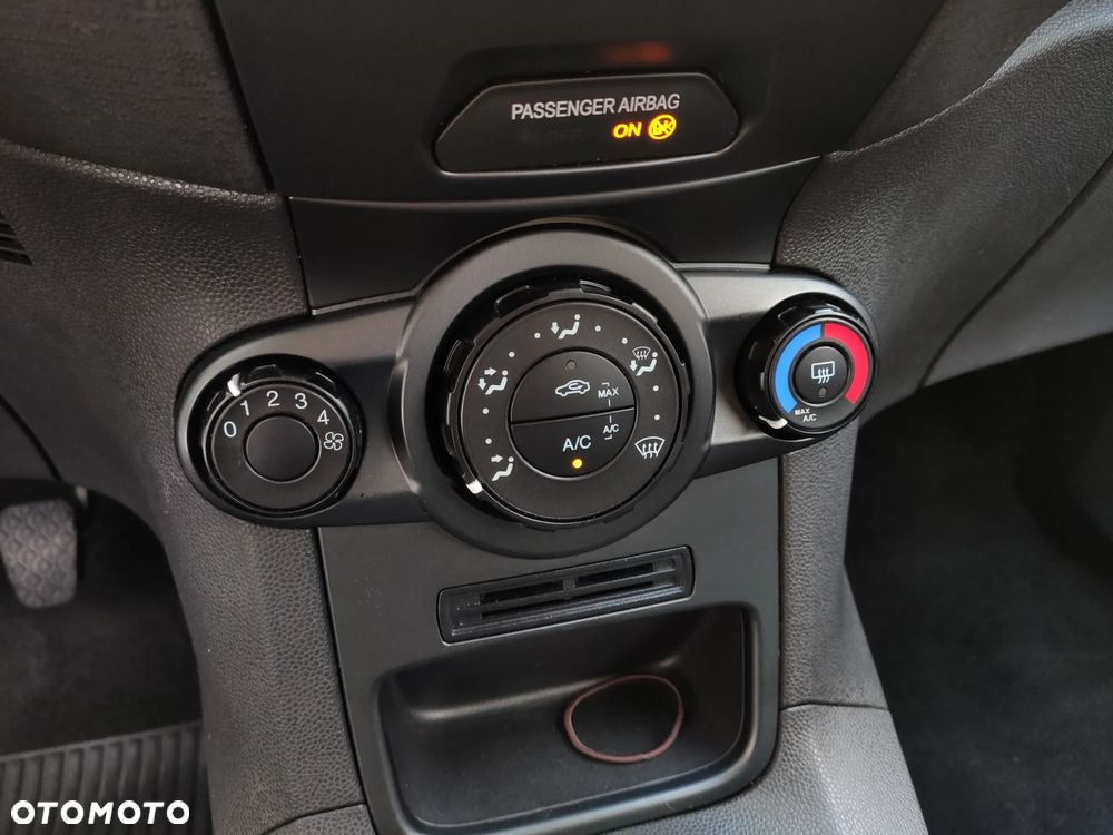 Ford Fiesta 1.25 Trend - 21