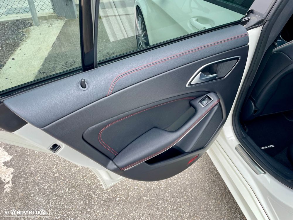 Mercedes-Benz CLA 200 - 24