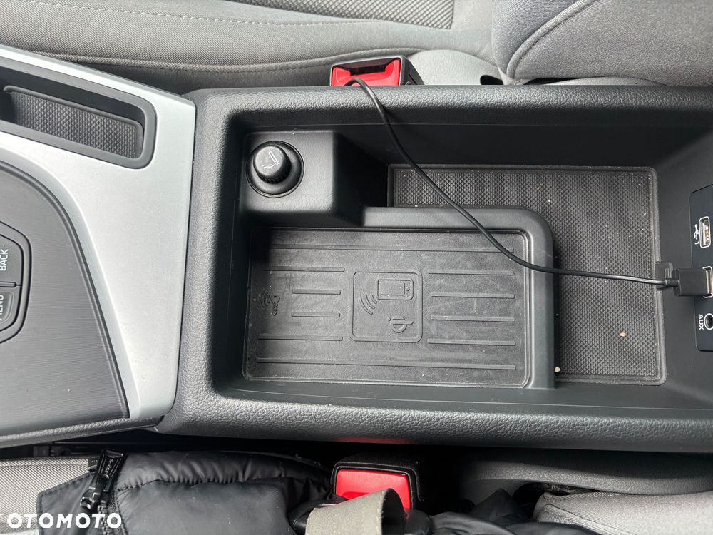 Audi A4 Avant 2.0 TDI - 21