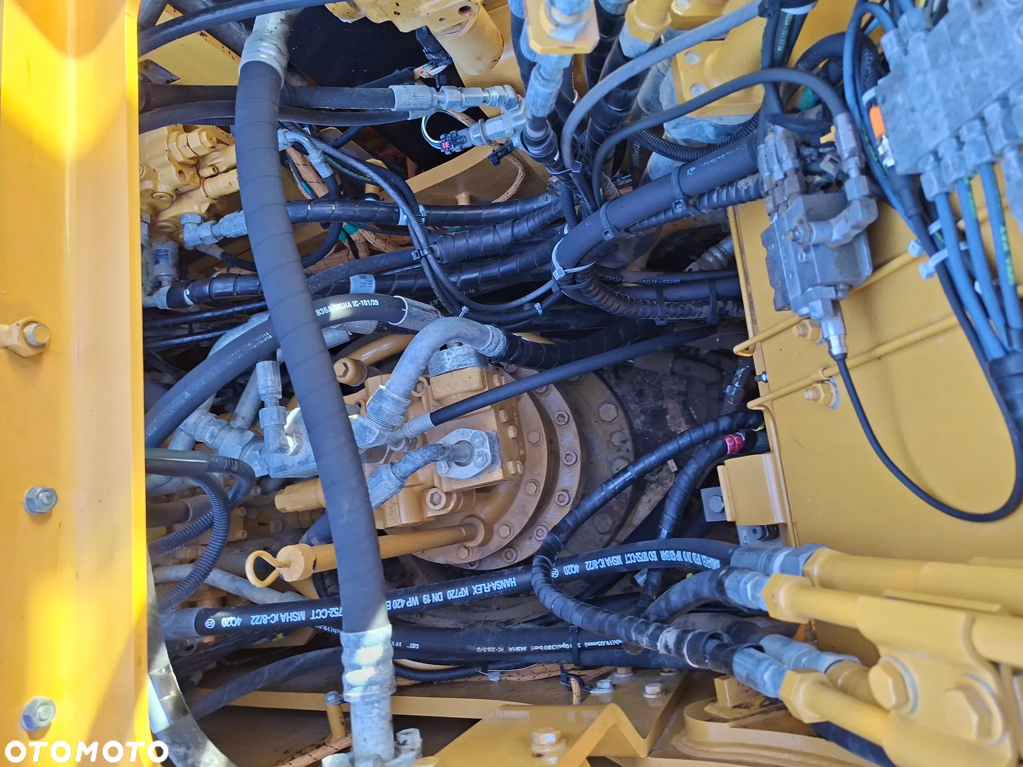Caterpillar CAT 323 FL - 25