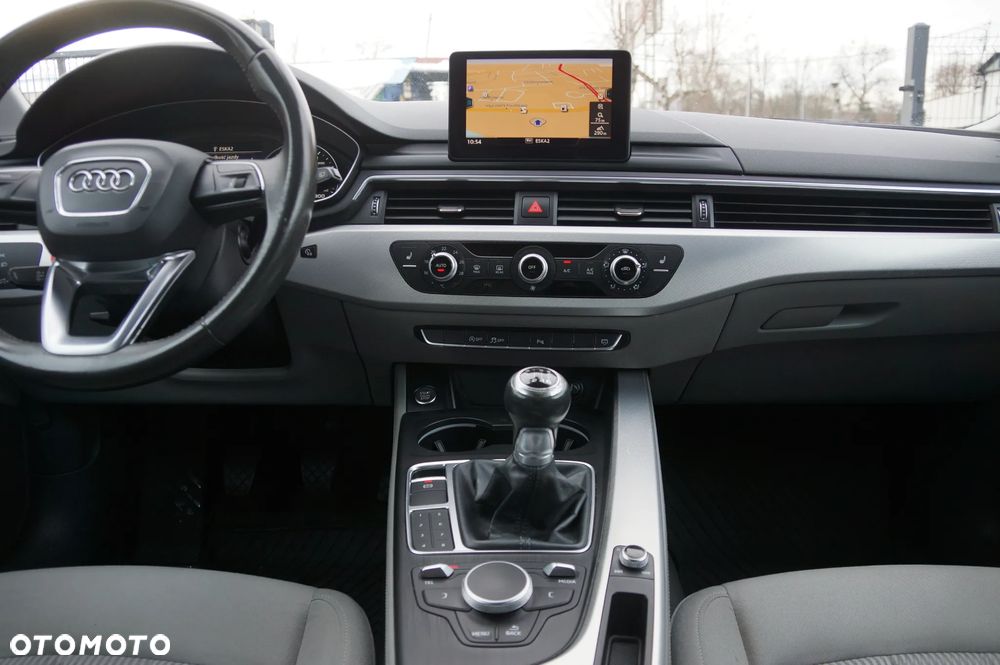 Audi A4 Avant 2.0 TDI - 13