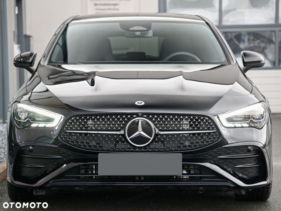 Mercedes-Benz CLA - 2