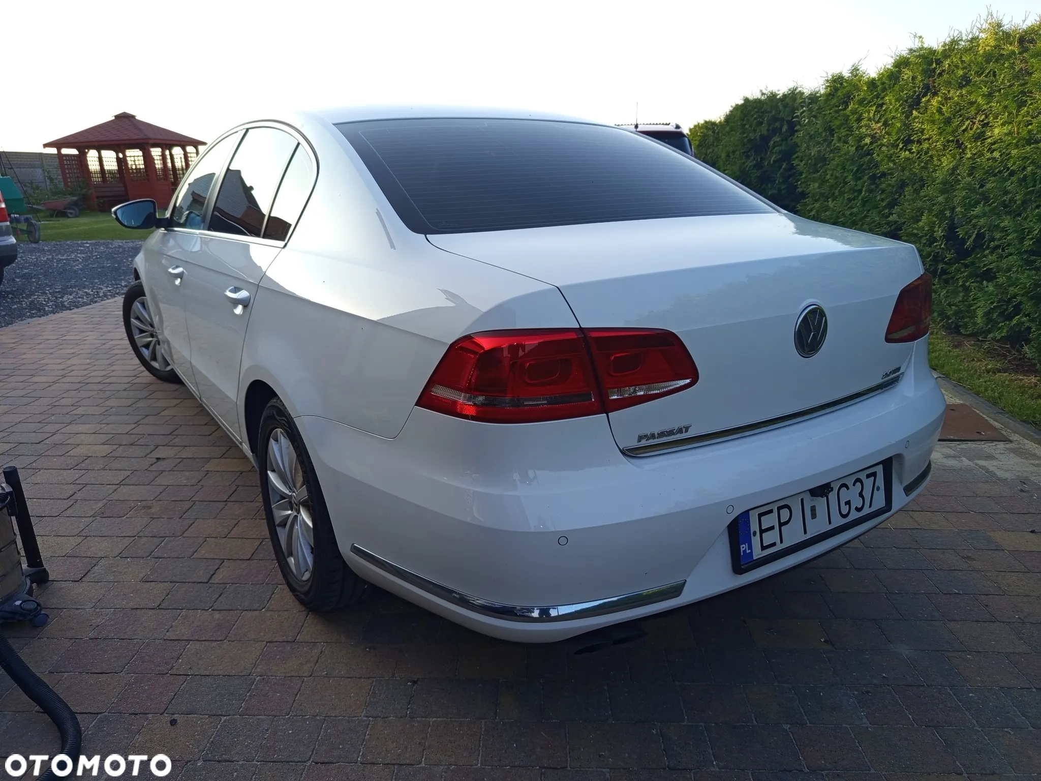 Volkswagen Passat 2.0 TDI Comfortline DSG - 8