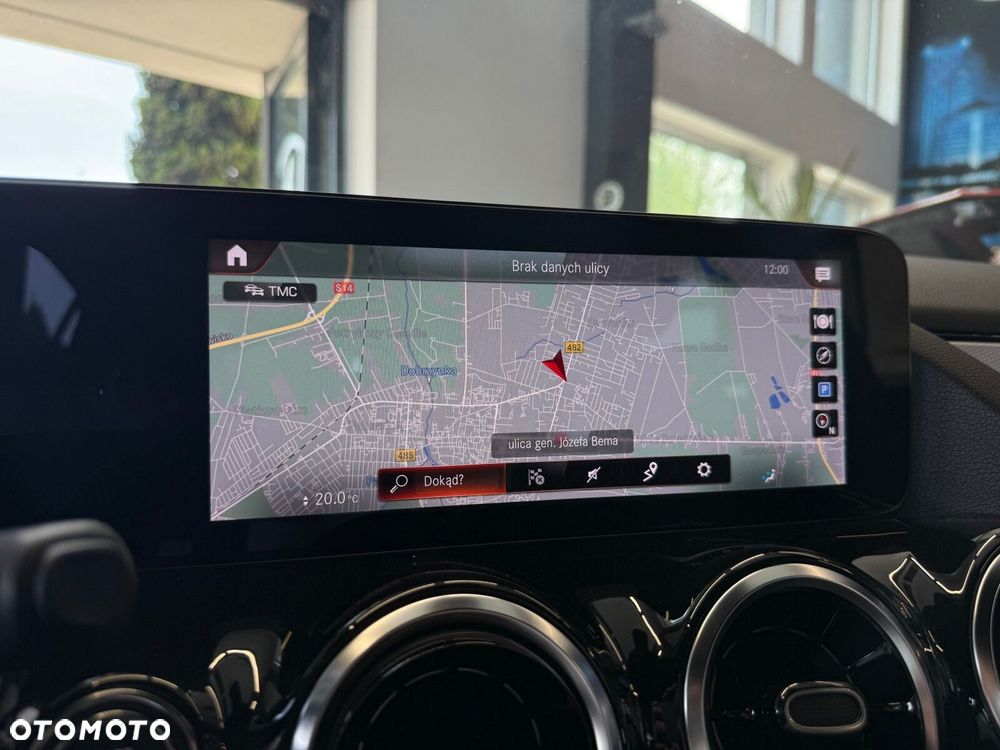 Mercedes-Benz GLA - 28