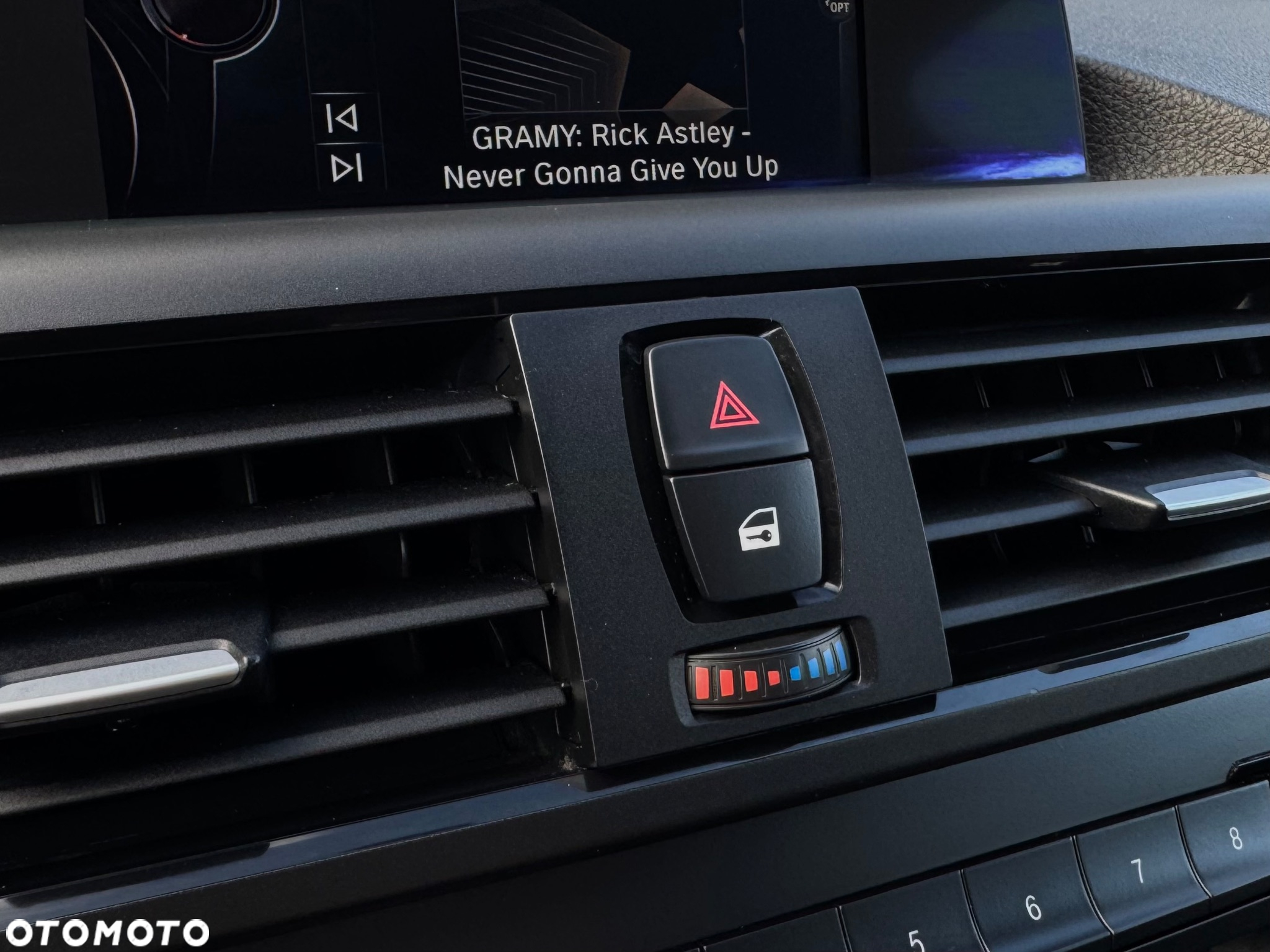BMW Seria 1 118d - 24