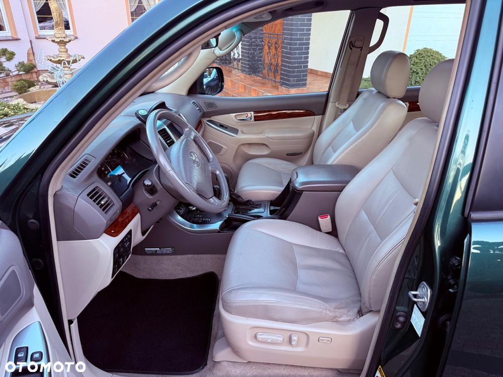 Toyota Land Cruiser 3.0 D Sol - 31