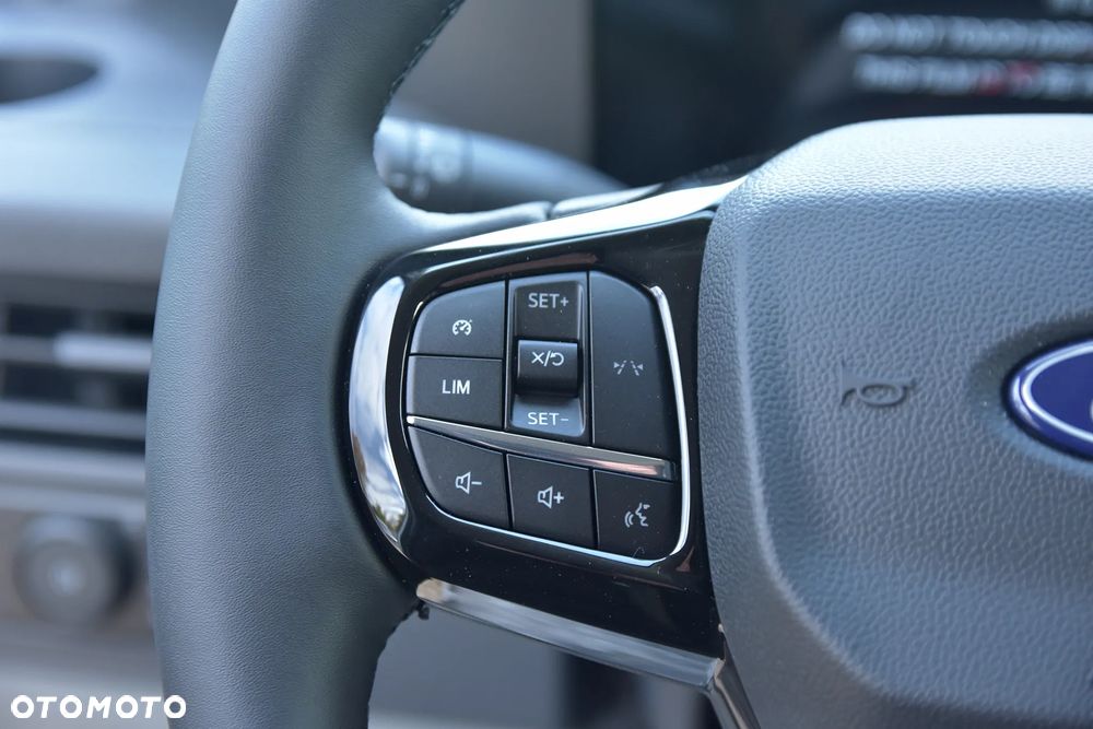 Ford Transit Custom Furgon L2H1 136KM - 8