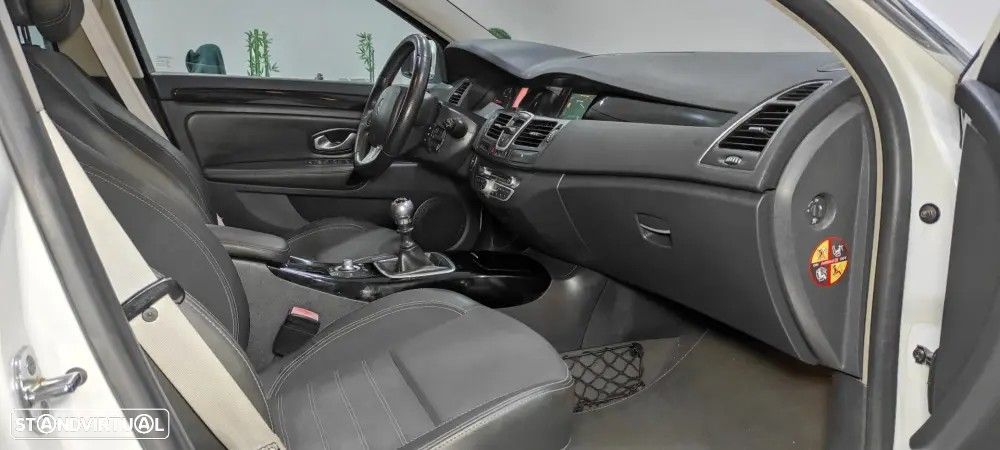 Renault Laguna Break - 23