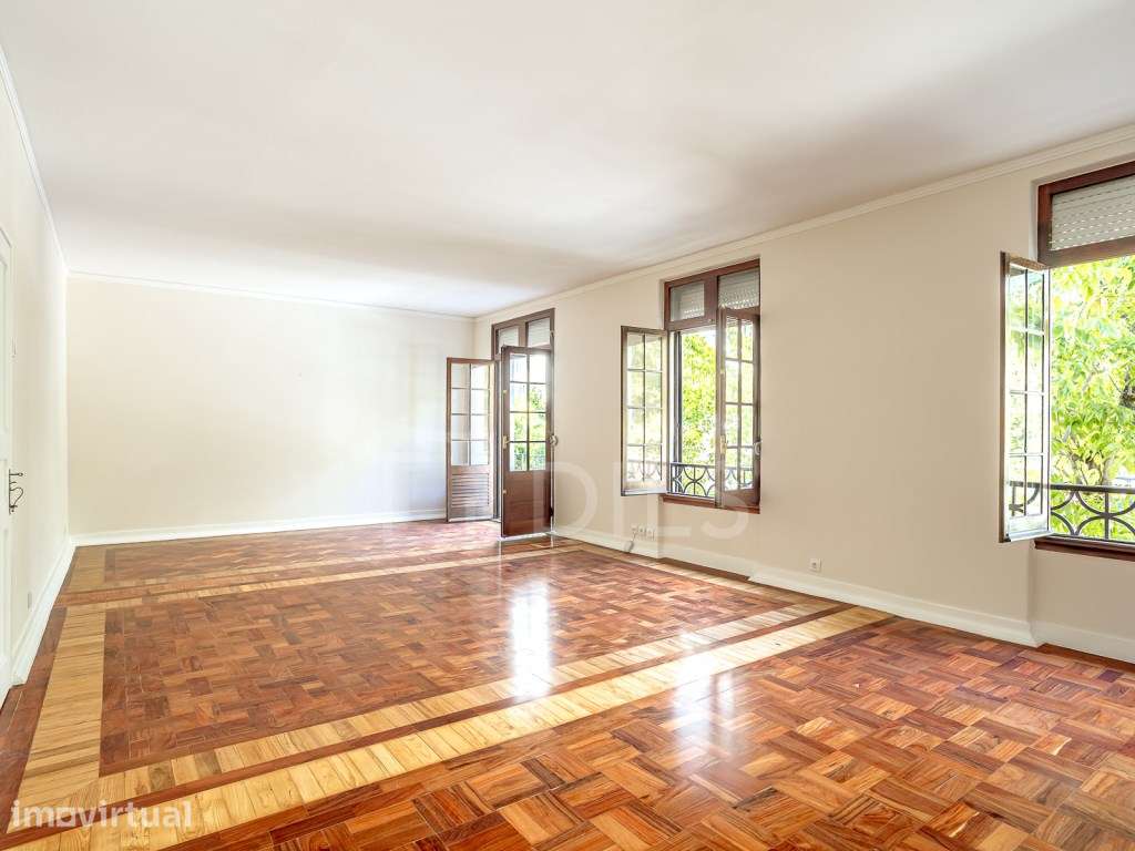 Apartamento T4 para arrendamento junto à Av. da Liberdade - Grande imagem: 4/27