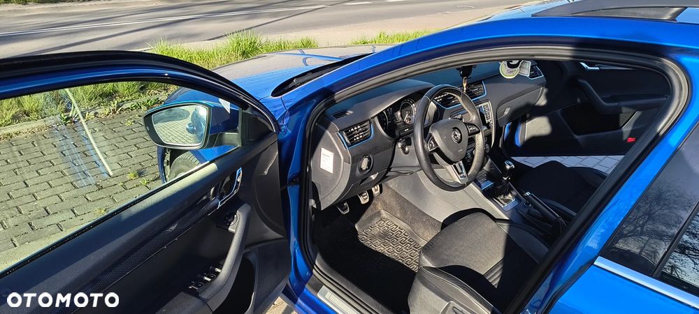 Skoda Octavia 2.0 TDI RS - 6