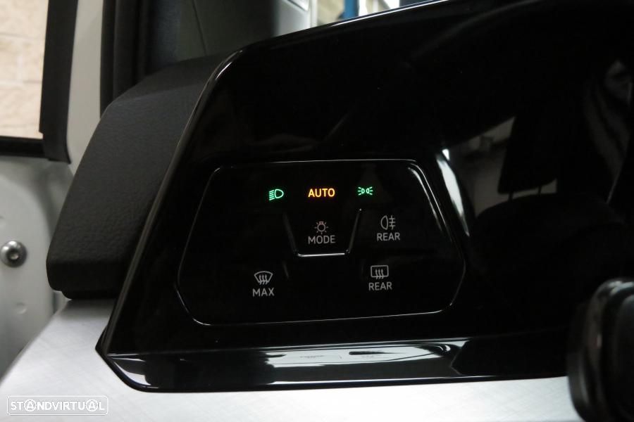 VW Golf 1.0 TSI Life - 28