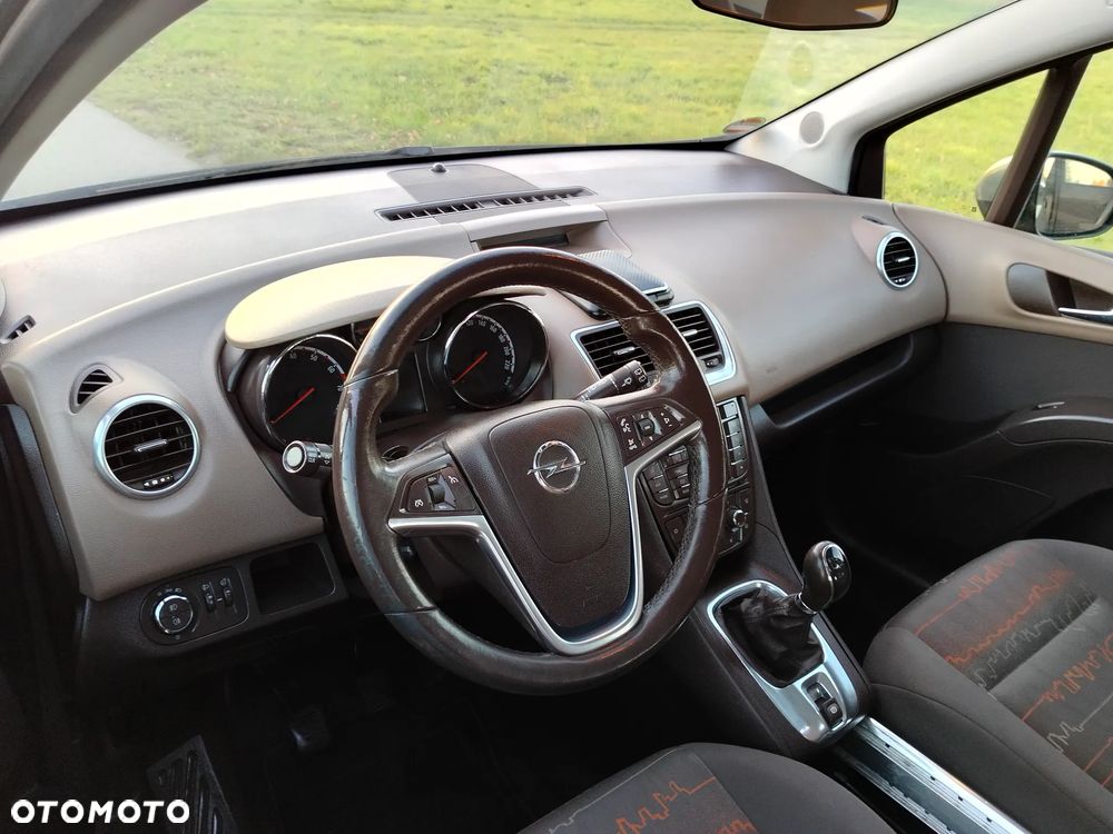 Seat Ibiza 1.4 16V Style Viva - 12