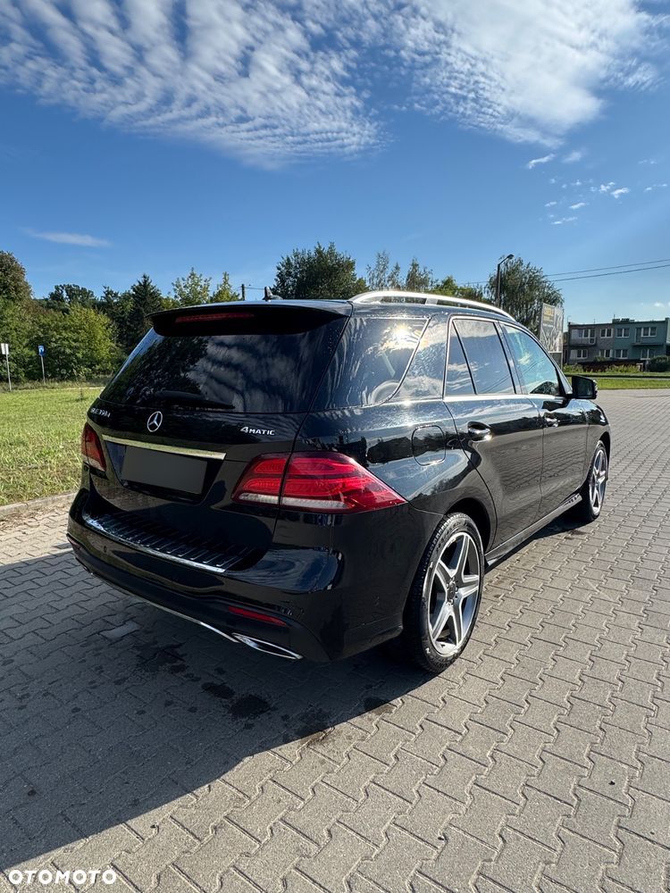 Mercedes-Benz GLE - 4