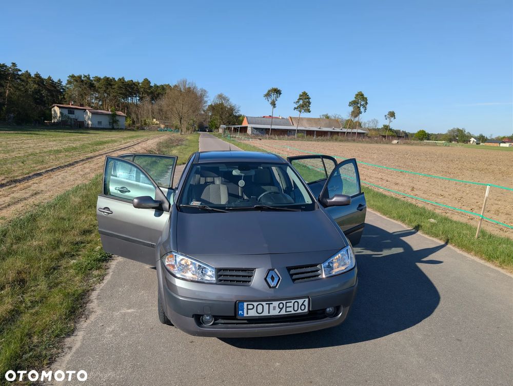 Renault Megane 1.6 Authentique - 10