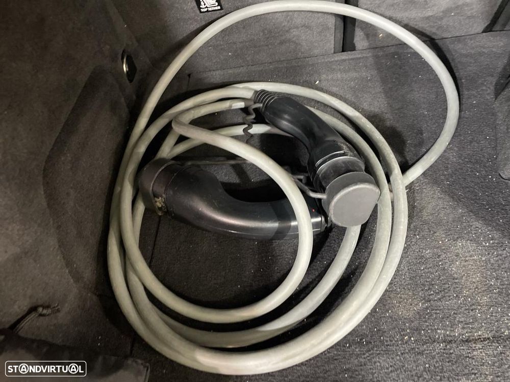 BMW i4 eDrive40 Desportiva M - 12
