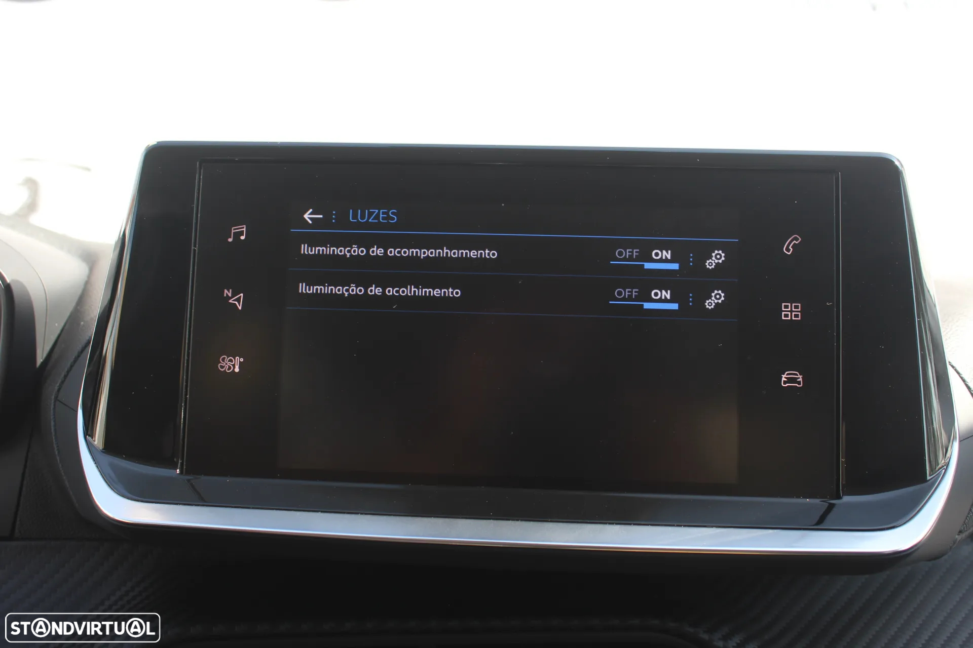 Peugeot 208 PureTech 100 Allure - 33