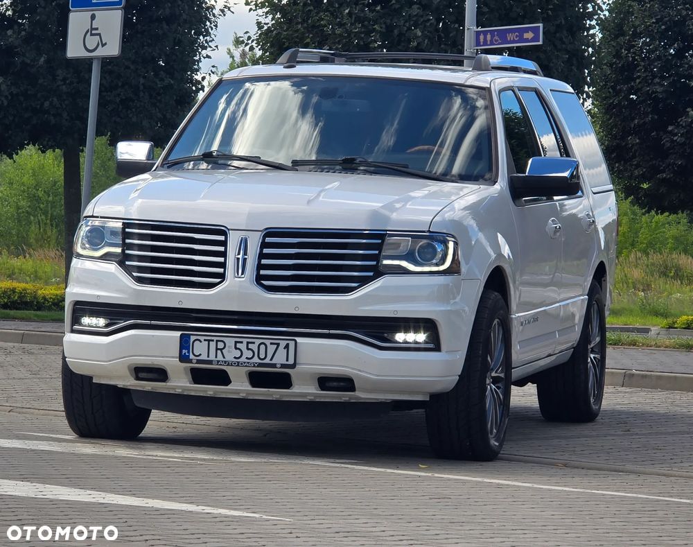 Lincoln Navigator - 1