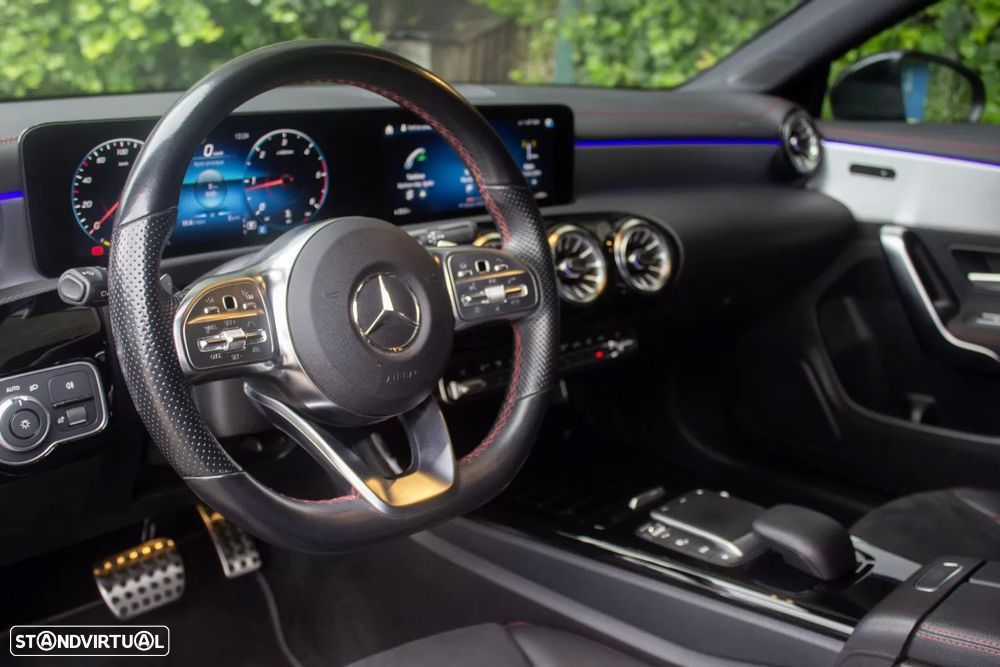 Mercedes-Benz CLA 200 d Shooting Brake AMG Line Aut. - 11