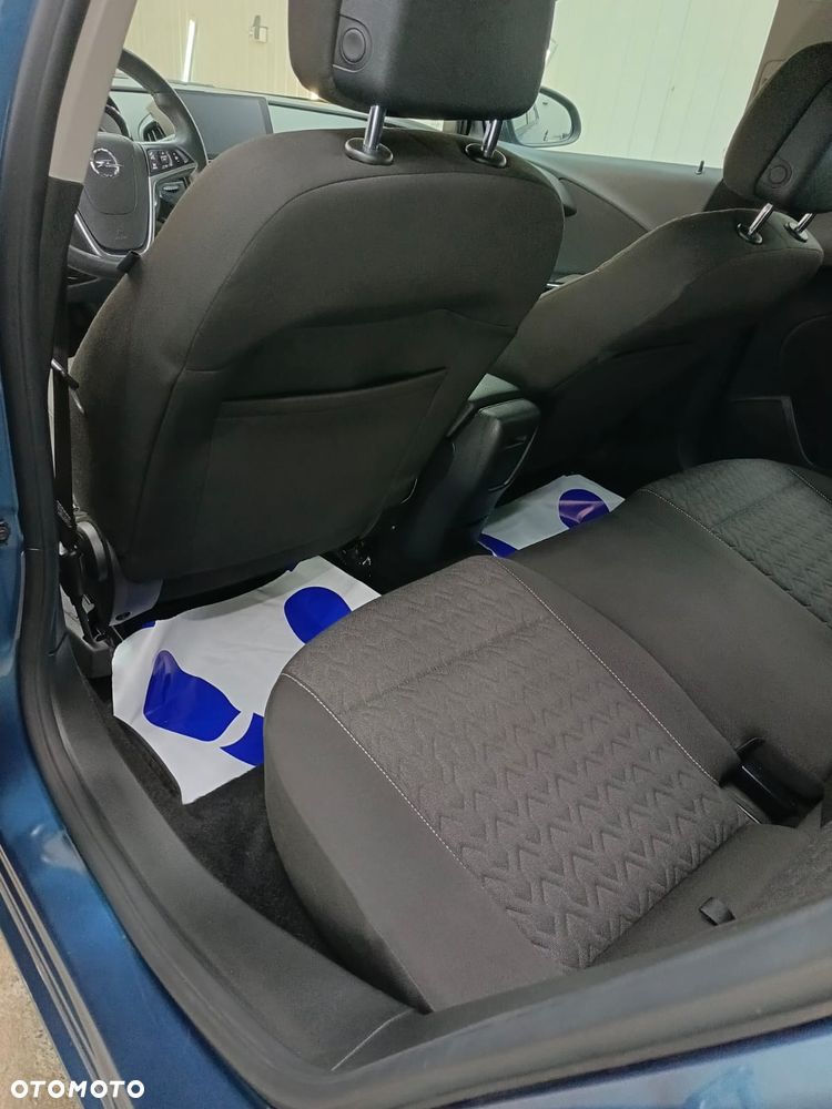 Opel Astra 1.4 T Cosmo - 22