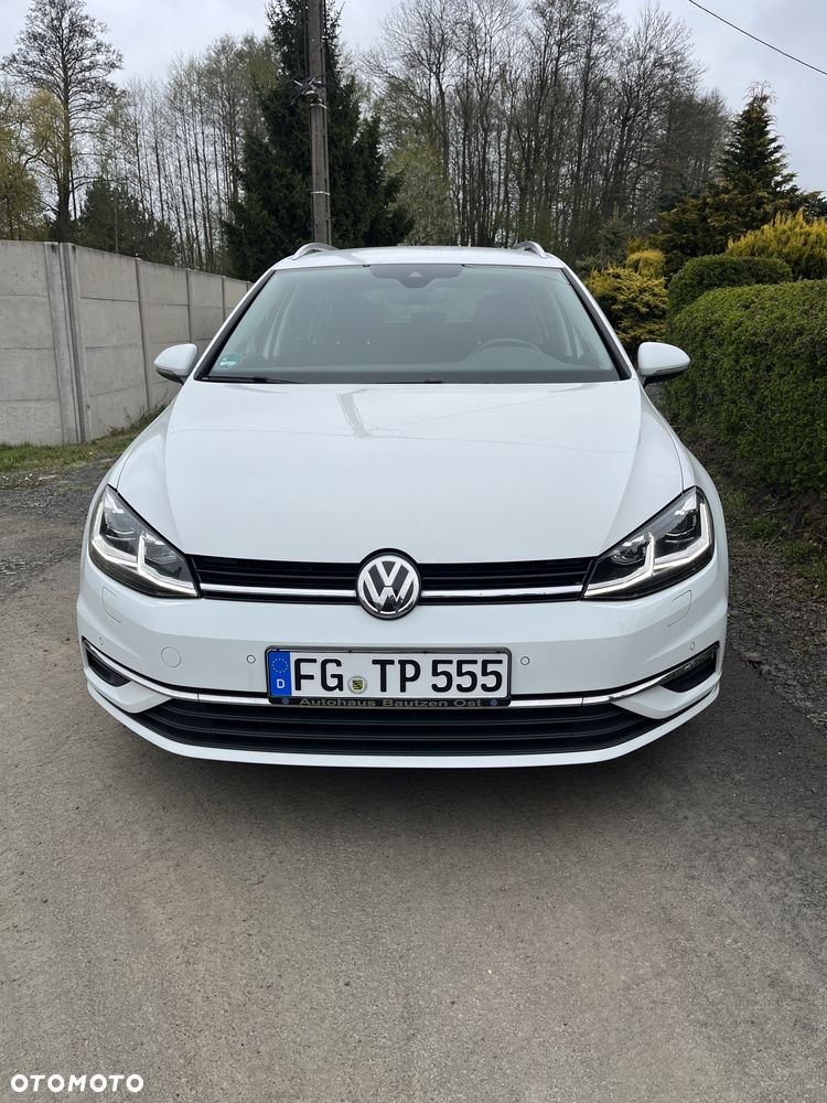 Volkswagen Golf - 9