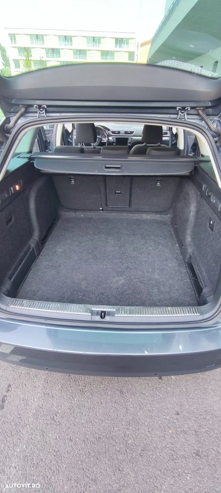 Skoda Superb Combi 2.0 TDI DSG Ambition - 14