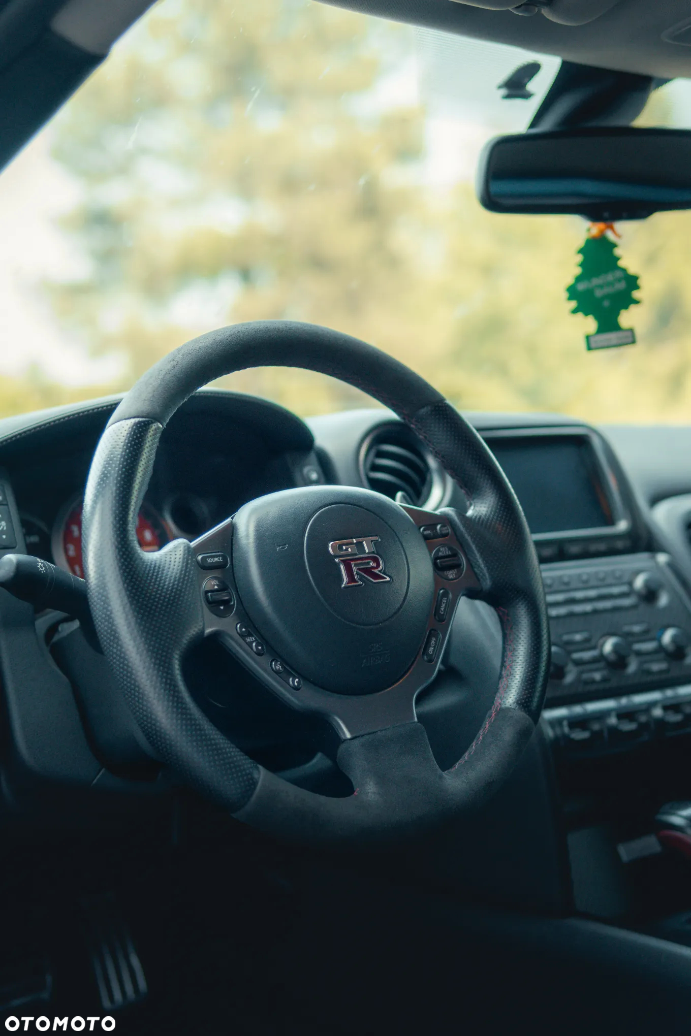Nissan GT-R Black Edition - 18