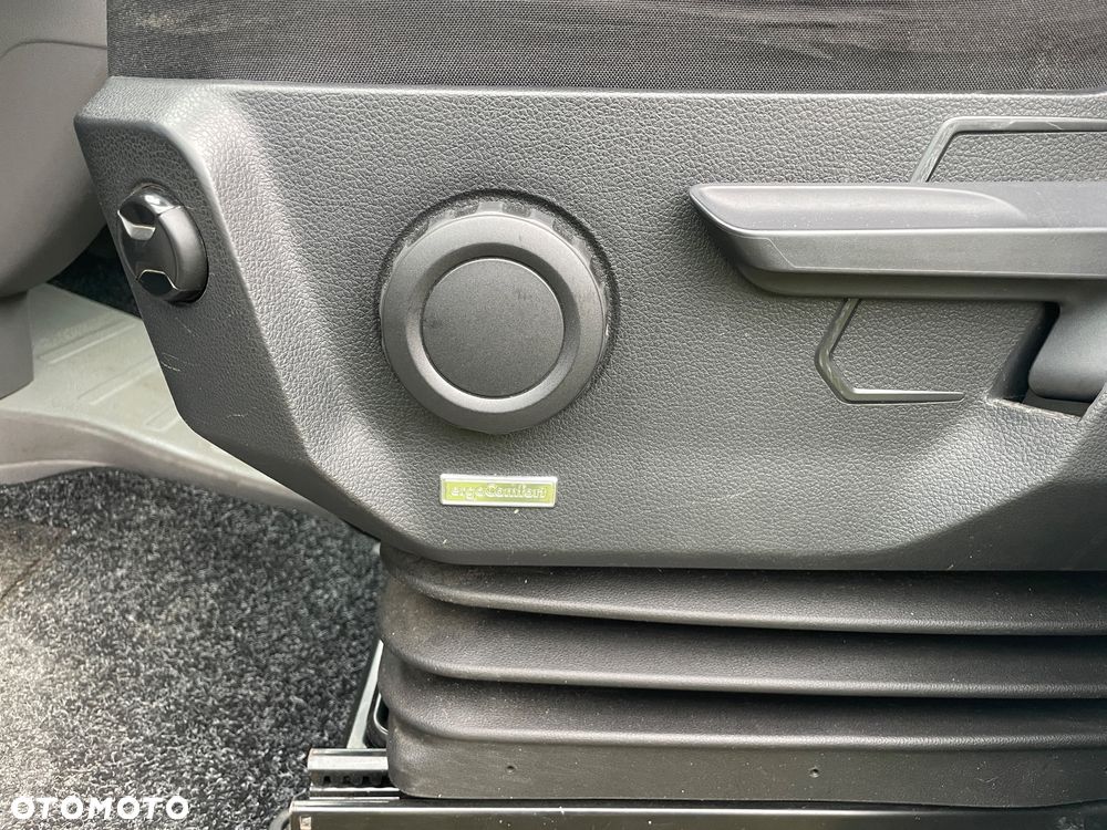 Volkswagen Crafter - 12