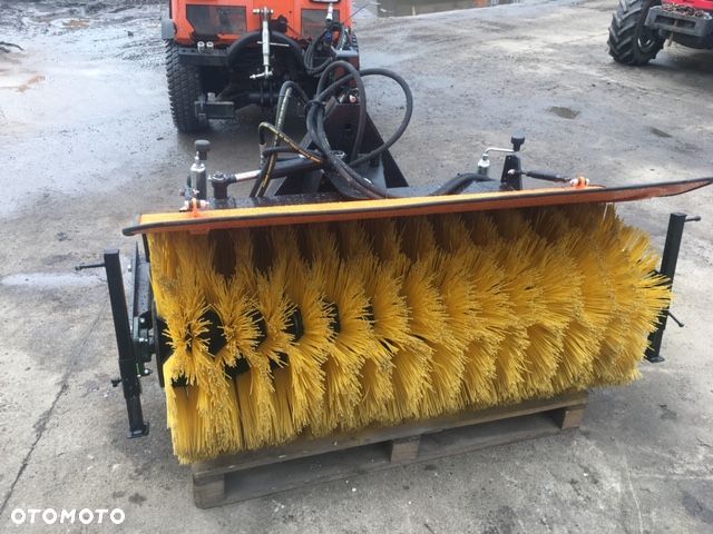 Zamiatarka odśnieżarka szczotka hydrauliczna GMR Stensballe Kubota Iseki - 18