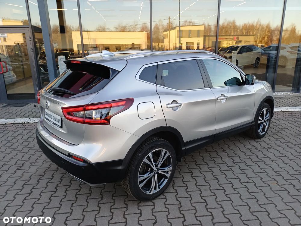 Nissan Qashqai 1.2 DIG-T N-Connecta Xtronic - 4
