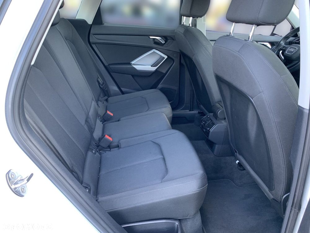 Audi Q3 35 TFSI mHEV S tronic - 28