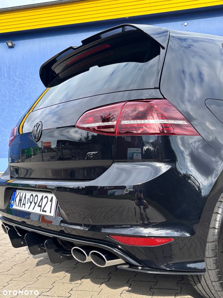 Volkswagen Golf - 11