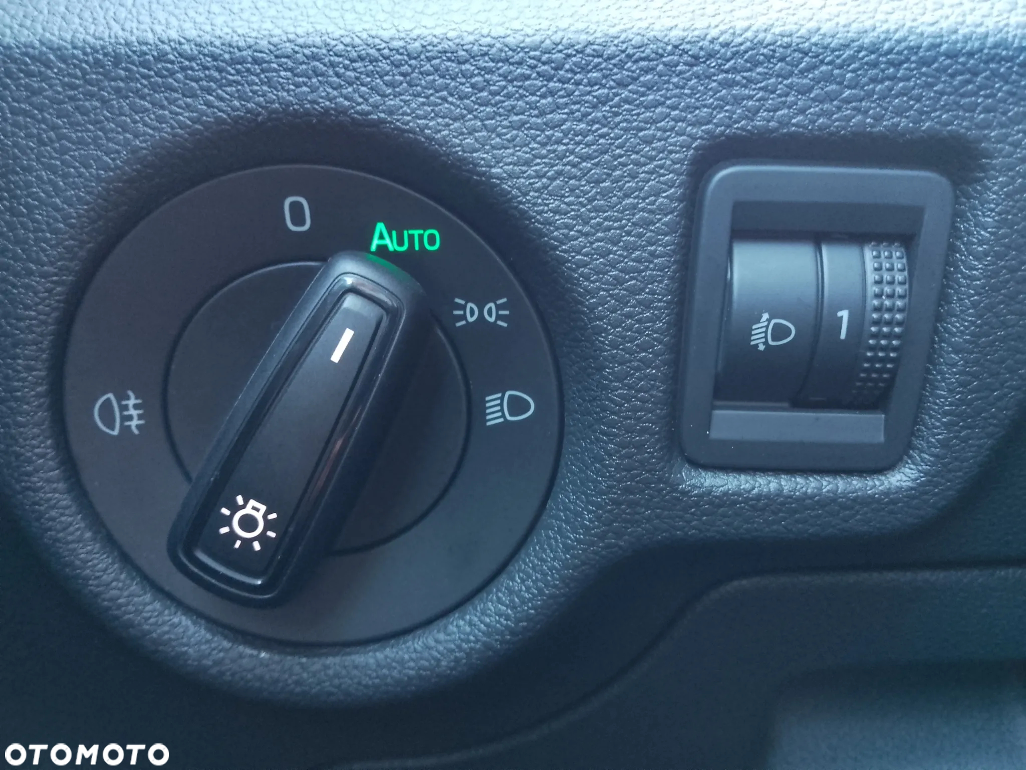 Skoda Kamiq 1.0 TSI Ambition - 25