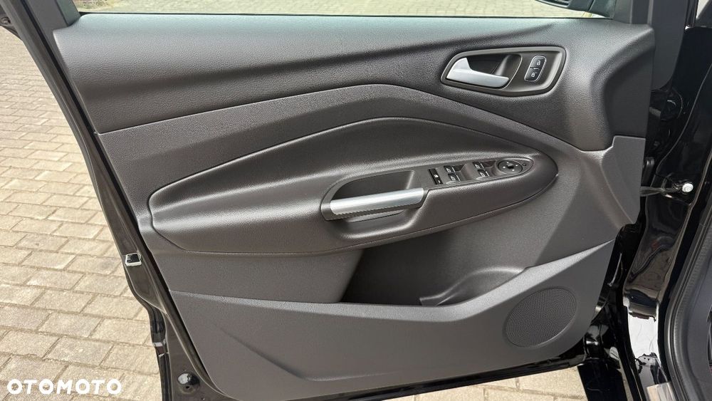 Ford Kuga - 22