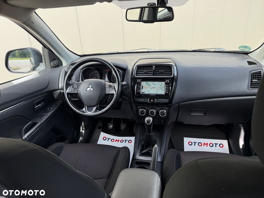 Mitsubishi ASX - 17