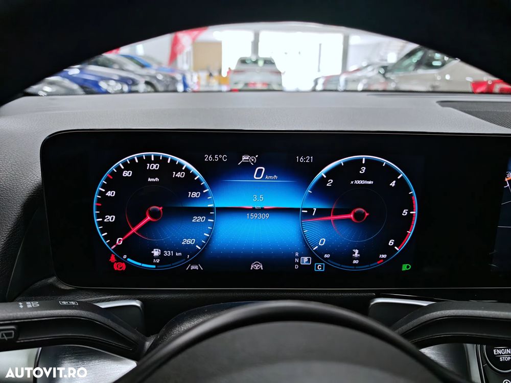 MERCEDES-BENZ GLB 2021 — imagine 25