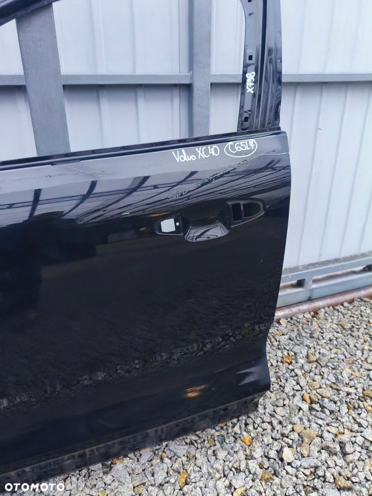 VOLVO XC40 DRZWI PRZEDNIE LEWE POZNAŃ GIEŁDA - 2