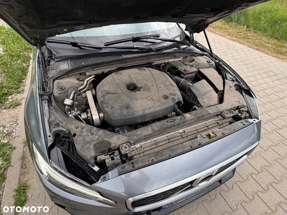 Volvo S60 T4 R-Design First Edition - 10