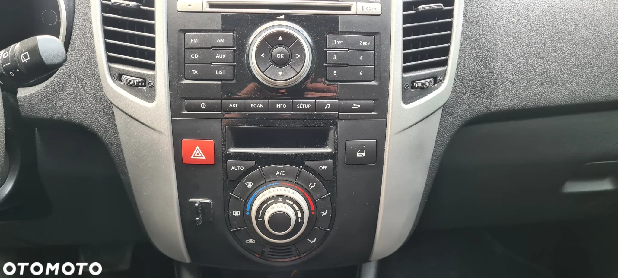 Kia Venga 1.6 Business Line - 28