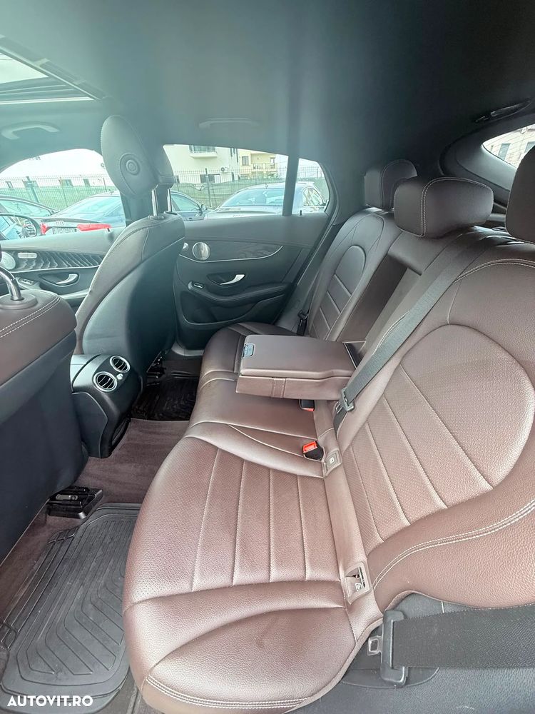 Mercedes-Benz GLC - 21